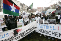 Hannover, PK des sudanesischen Protestcamp mit anschließender Demo ; (Foto Christian Behrens) Veroeffentlichung nur bei Namensnennung und Honorar !